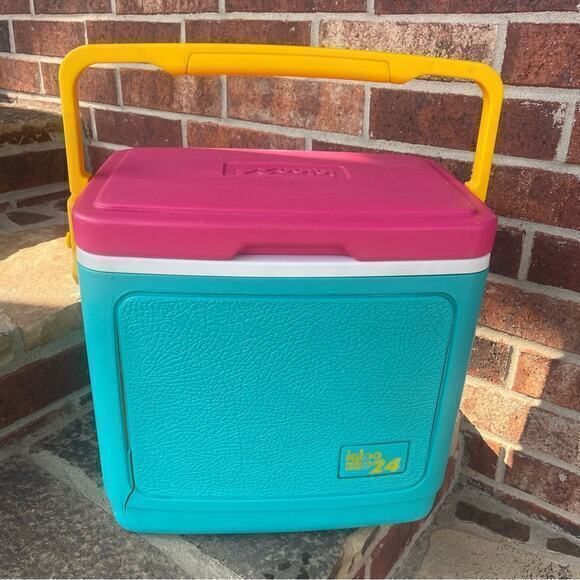 Vintage Igloo Legend 24 Cooler - Pink Teal‎ Yellow - Picture 1 of 10